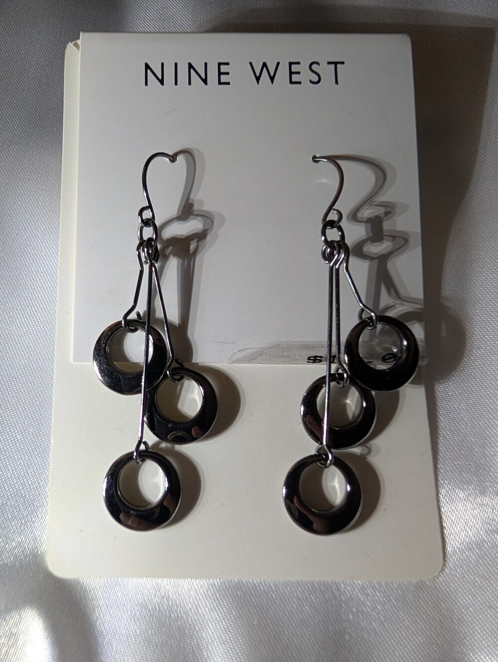 Nine West Gunmetal Cascading Open Circle Geometric Drop Earrings NWT